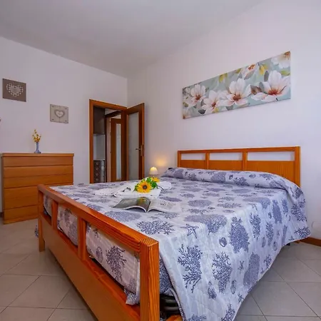 Apartment Sleeps 2 Wifi Varenna