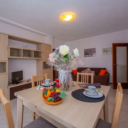 Sleeps 2 Wifi Appartement